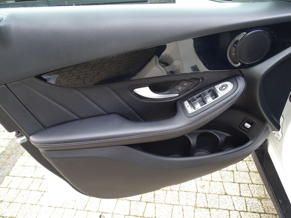 Mercedes-Benz GLC 250 4Matic 9G-TRONIC - 17