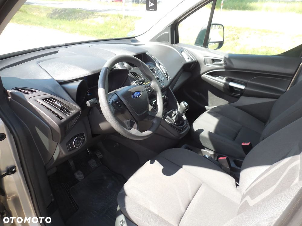 Ford Transit Connect - 16