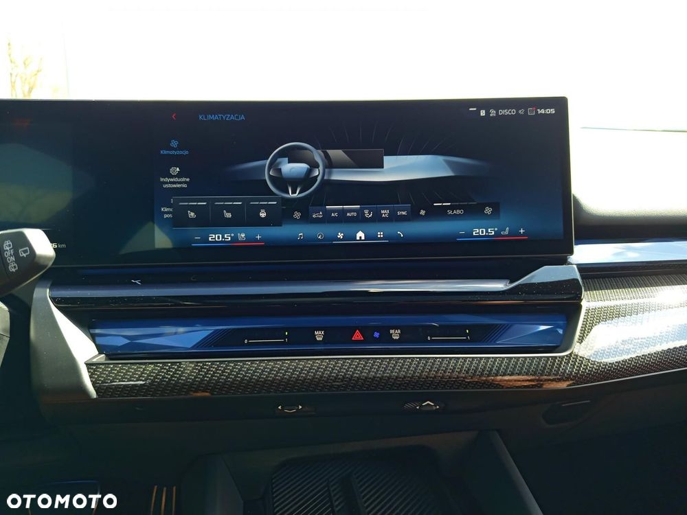 BMW i5 - 17