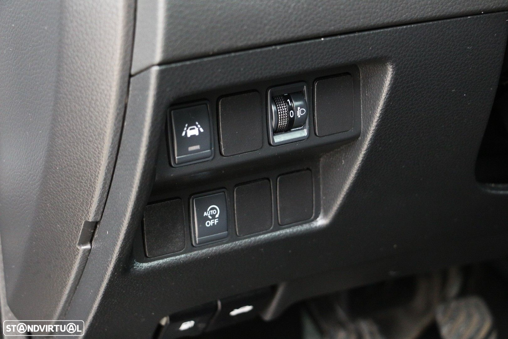 Nissan Qashqai 1.5 dCi N-Connecta - 29