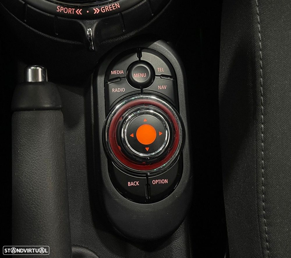 MINI 5 Portas Cooper D - 51