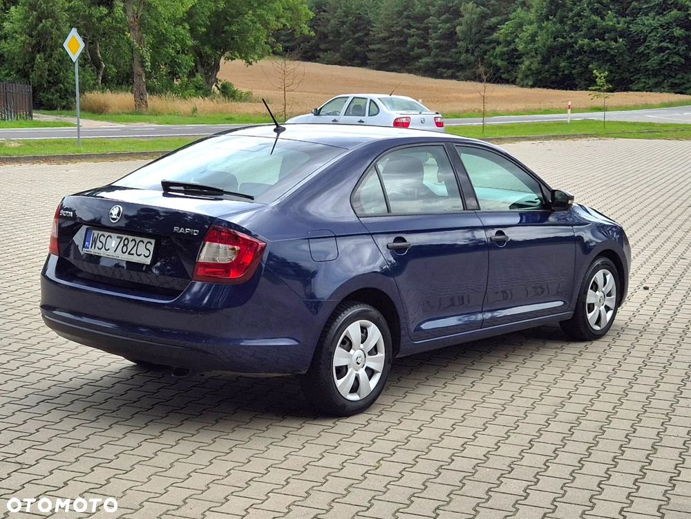 Skoda RAPID - 7