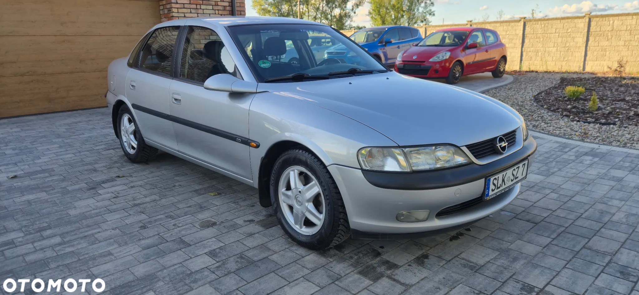 Opel Vectra 2.0 CDX - 2