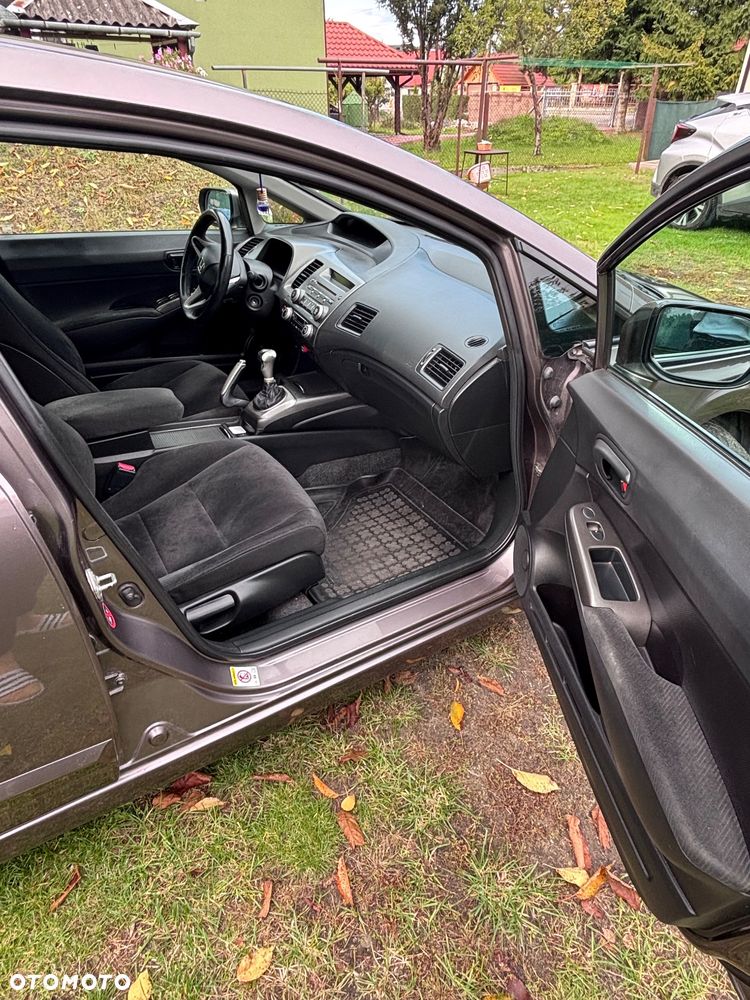 Honda Civic 1.8 Comfort - 6