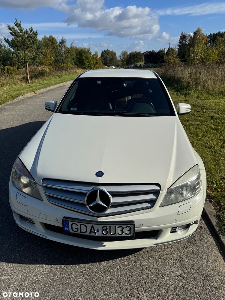 Mercedes-Benz Klasa C 320 CDI Avantgarde 4-Matic - 1