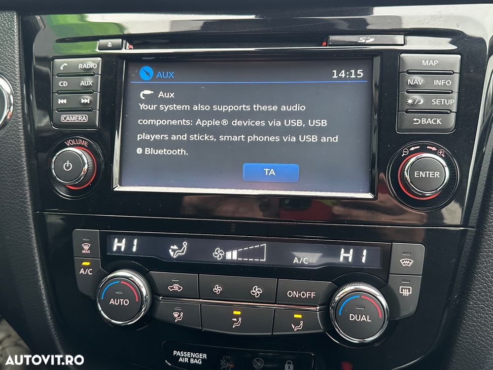 Nissan Qashqai 1.6 DIG-T TEKNA - 17