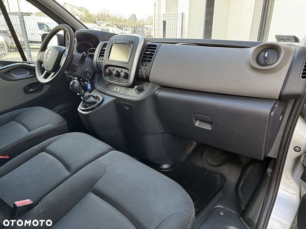 Renault trafic - 10