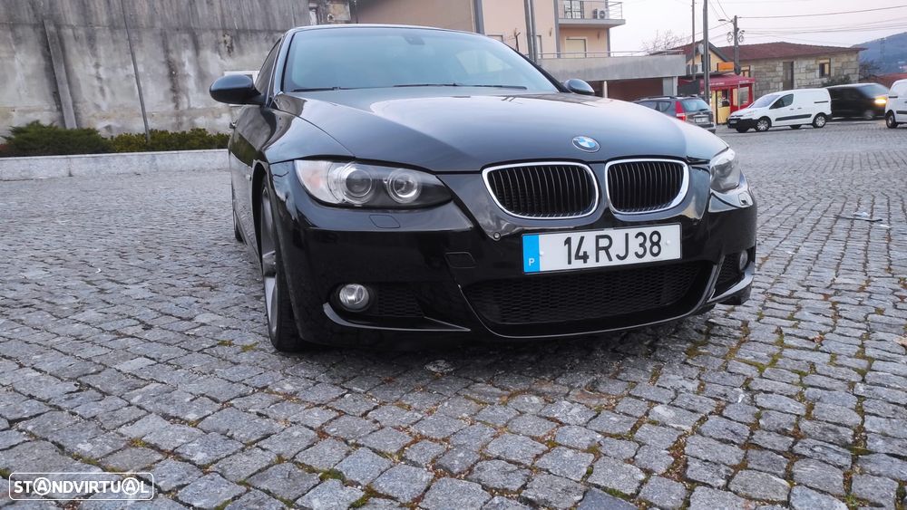 BMW 330 d Auto - 2