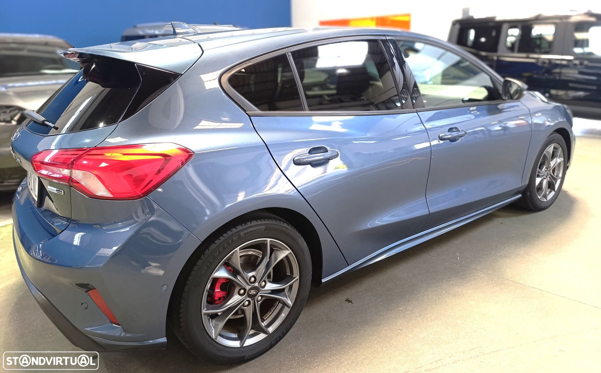 Ford Focus 1.0 EcoBoost Hybrid ST-LINE X - 3