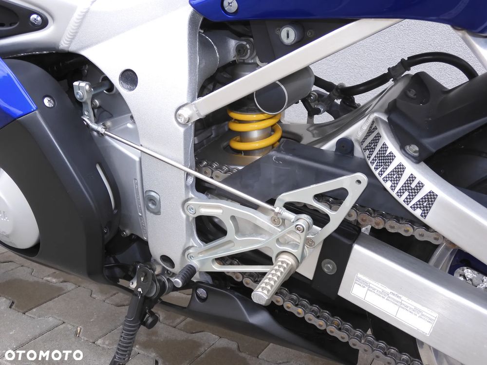 Yamaha R6 - 28