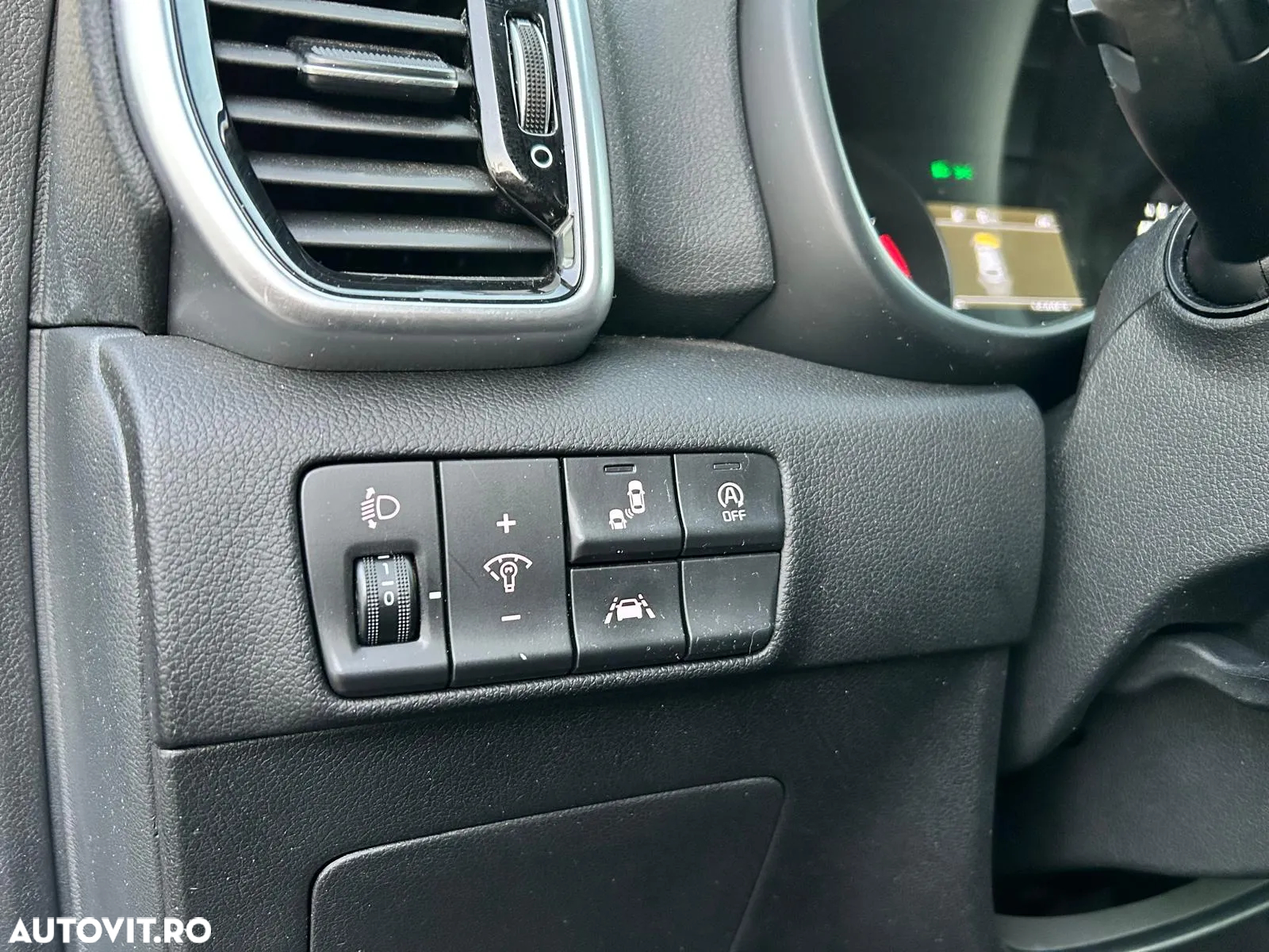 Kia Sportage - 13