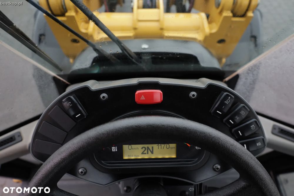 Caterpillar CAT 906M - 29