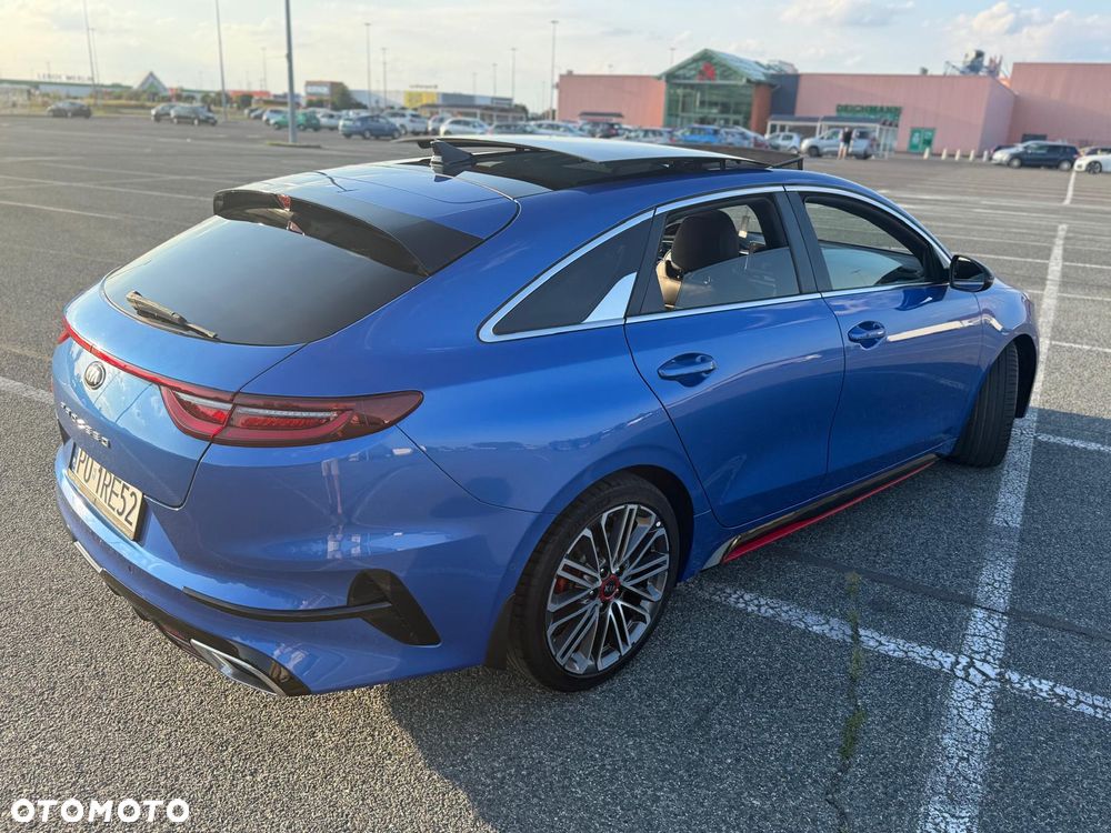 Kia ProCeed - 21