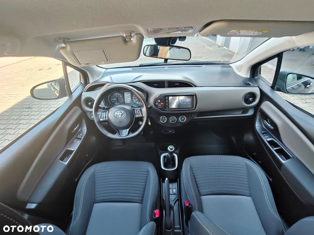 Toyota Yaris 1.5 Premium - 16