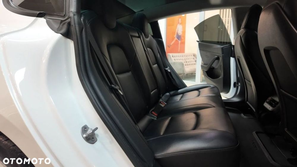 Tesla Model 3 Standard Range Plus - 29