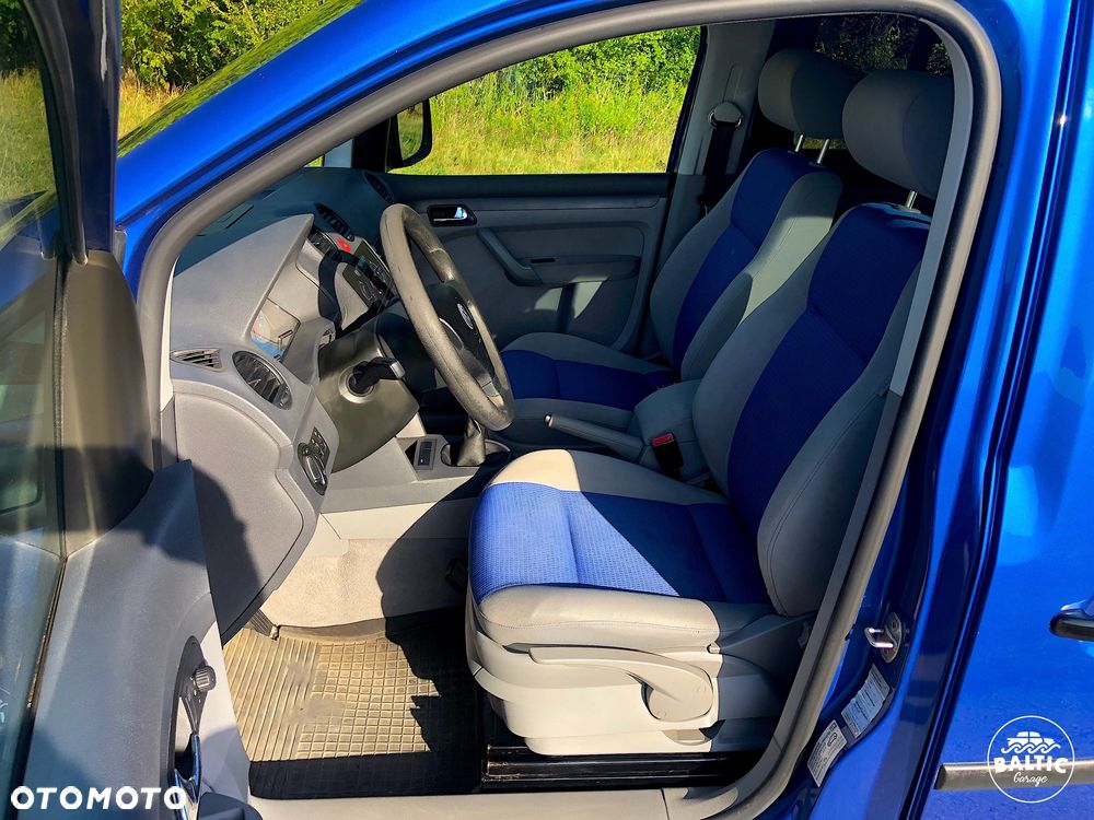 Volkswagen Caddy 1.6 Life Colour Concept - 12