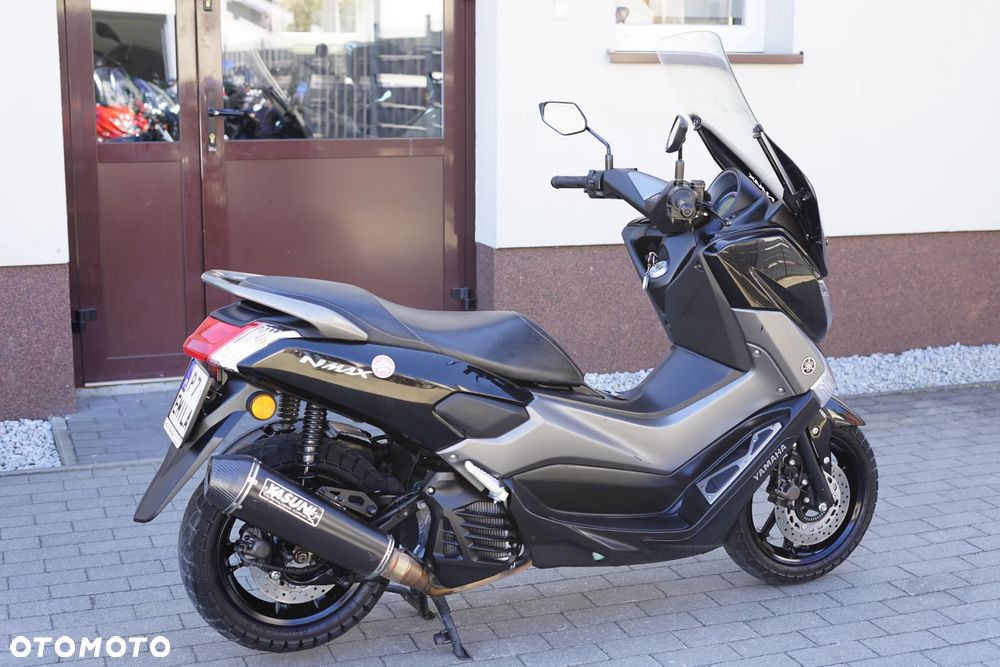 Yamaha NMAX - 4