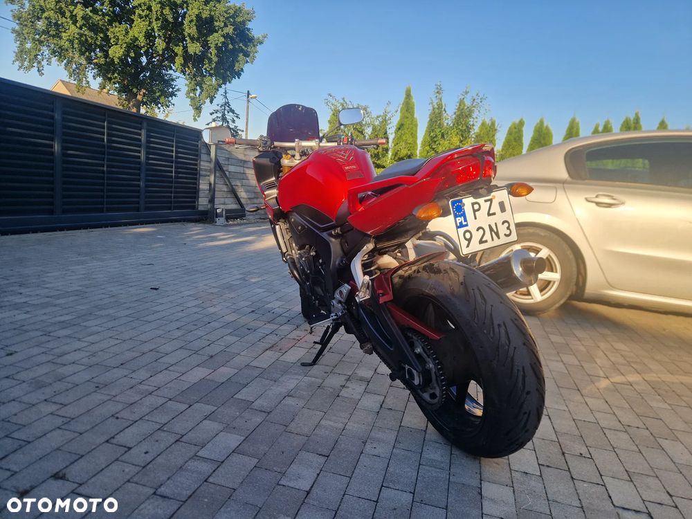 Yamaha FZ - 7