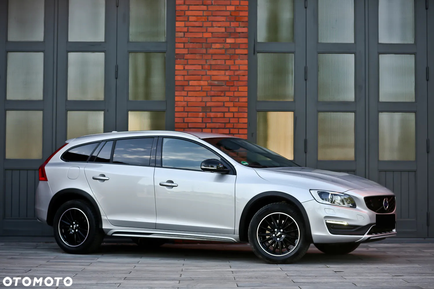 Volvo V60 Cross Country D3 Geartronic - 4