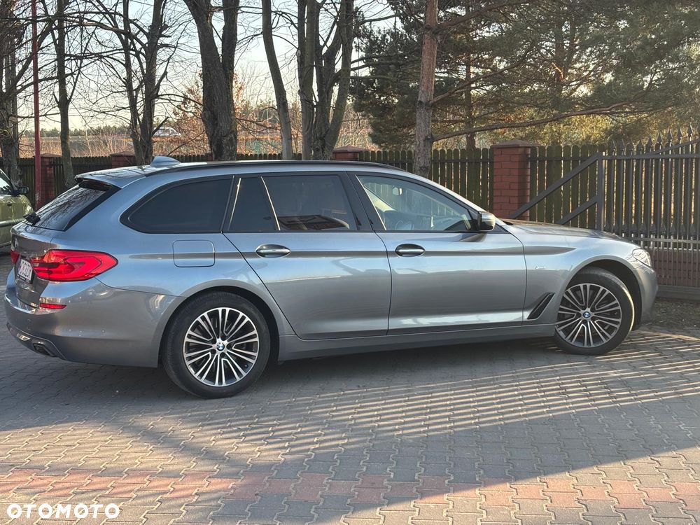 BMW Seria 5 540d xDrive M Sport sport - 16