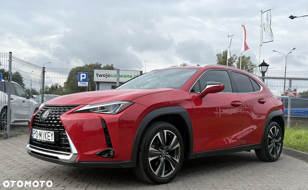 Lexus UX