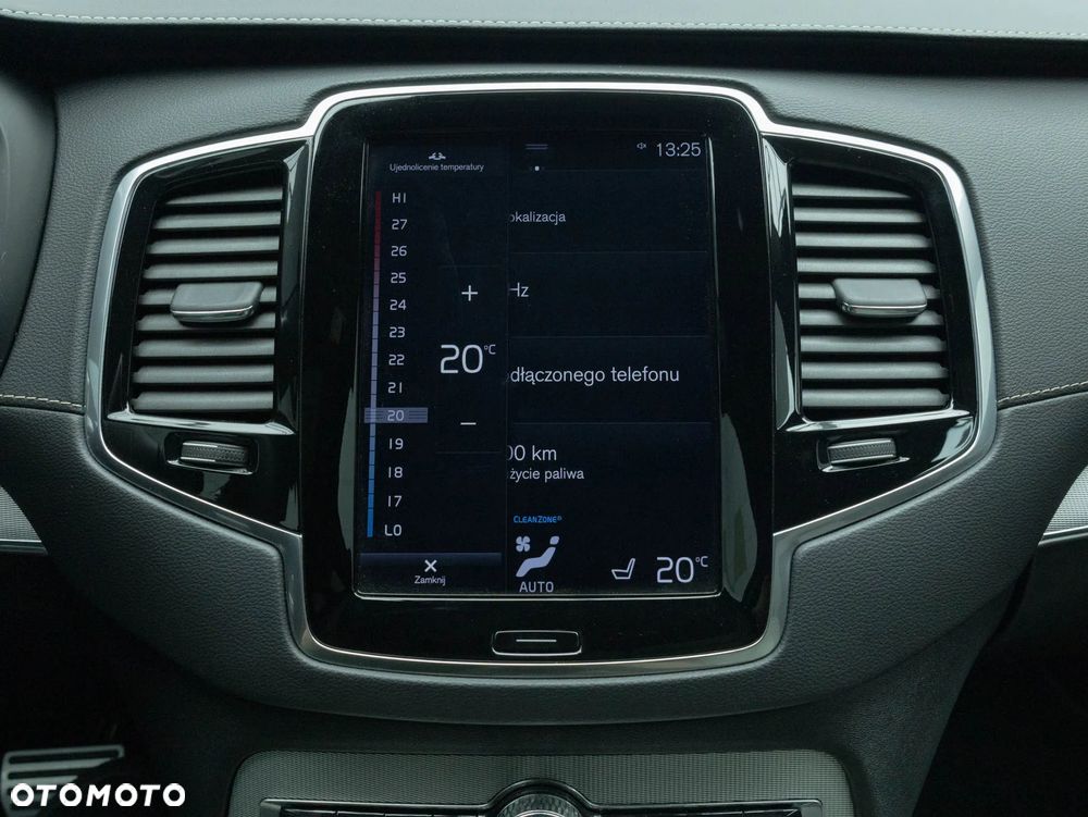 Volvo XC 90 B5 D AWD Ultimate Dark - 28