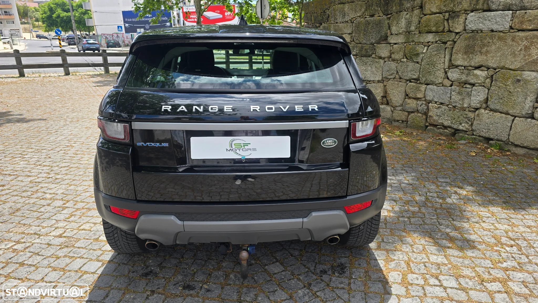 Land Rover Range Rover Evoque 2.0 D150 R-Dynamic - 13