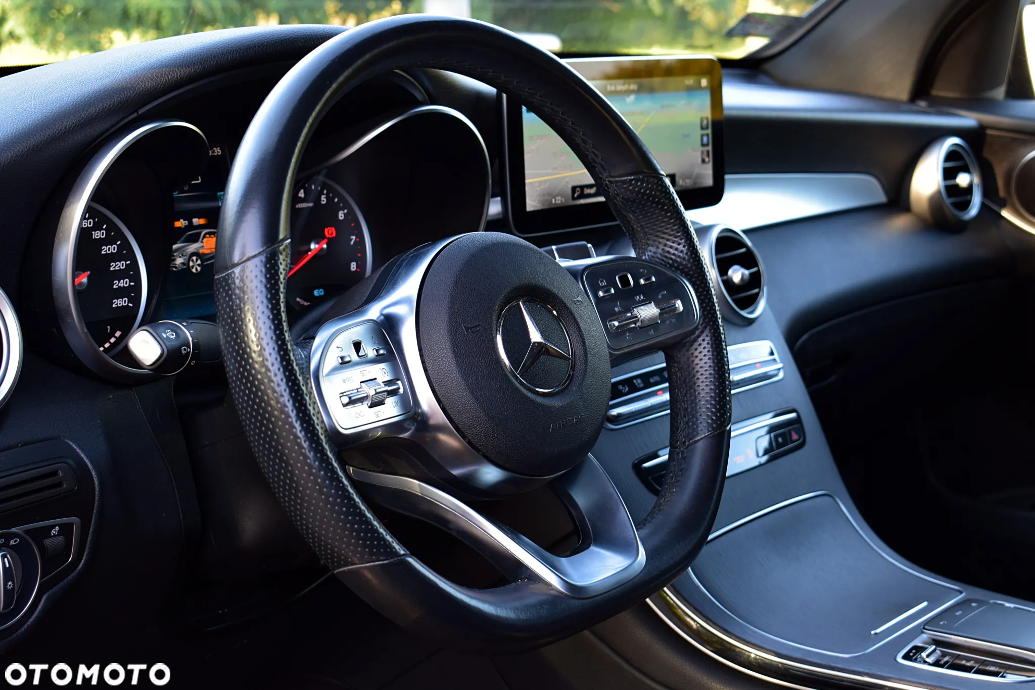 Mercedes-Benz GLC Coupe 300 e 4-Matic - 4