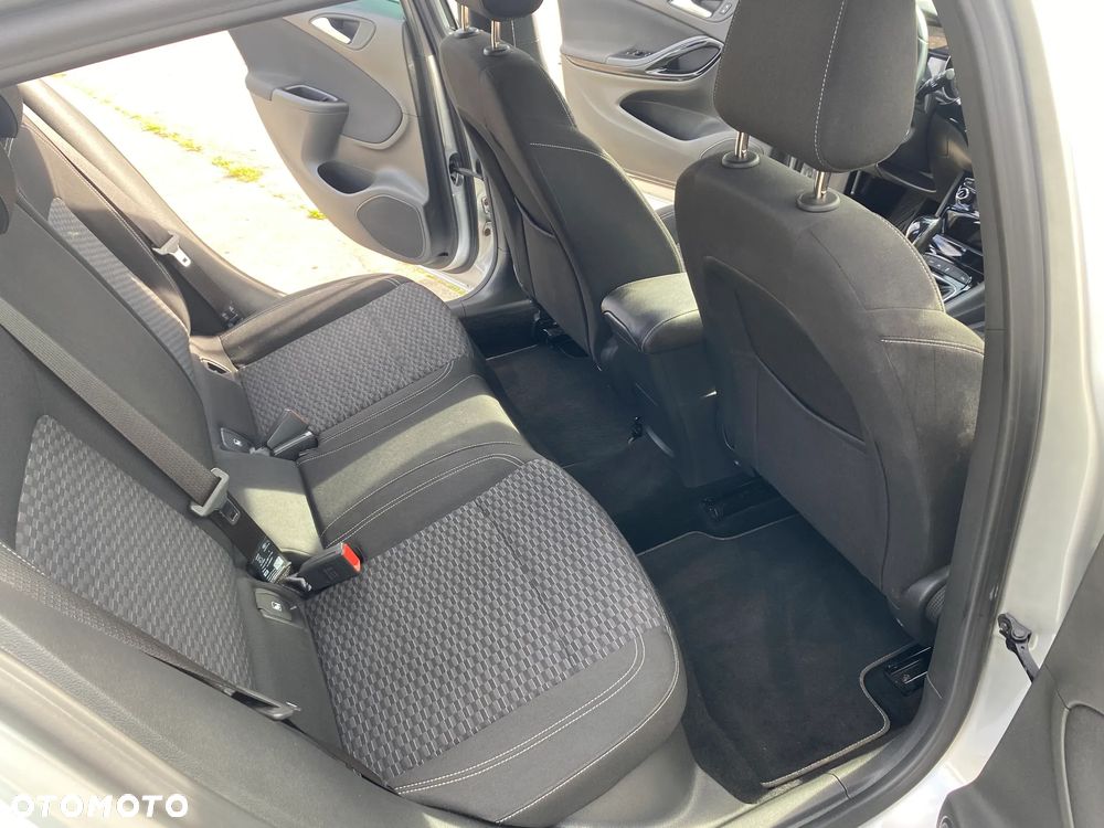 Opel Astra - 12