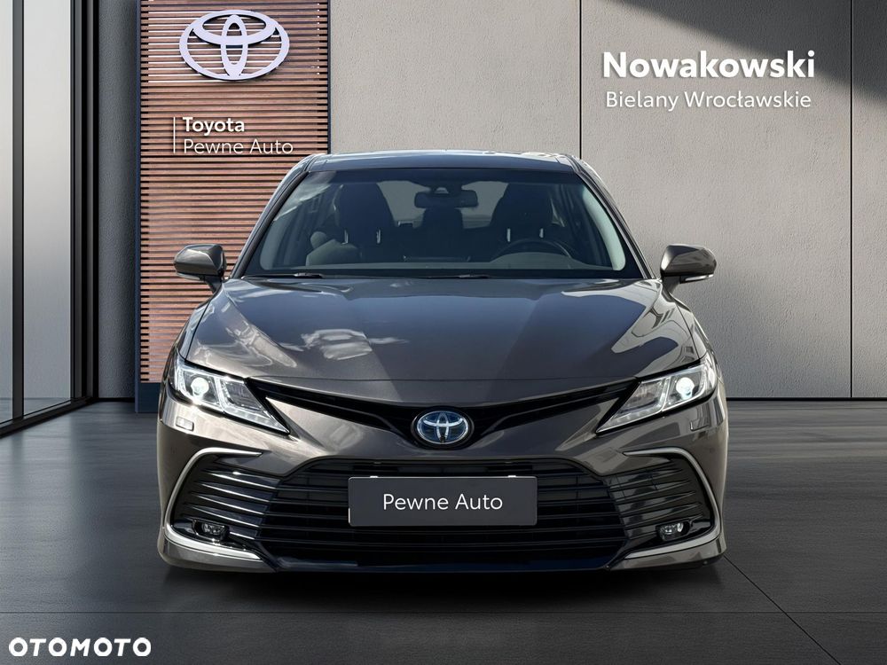 Toyota Camry 2.5 Hybrid Comfort CVT - 6