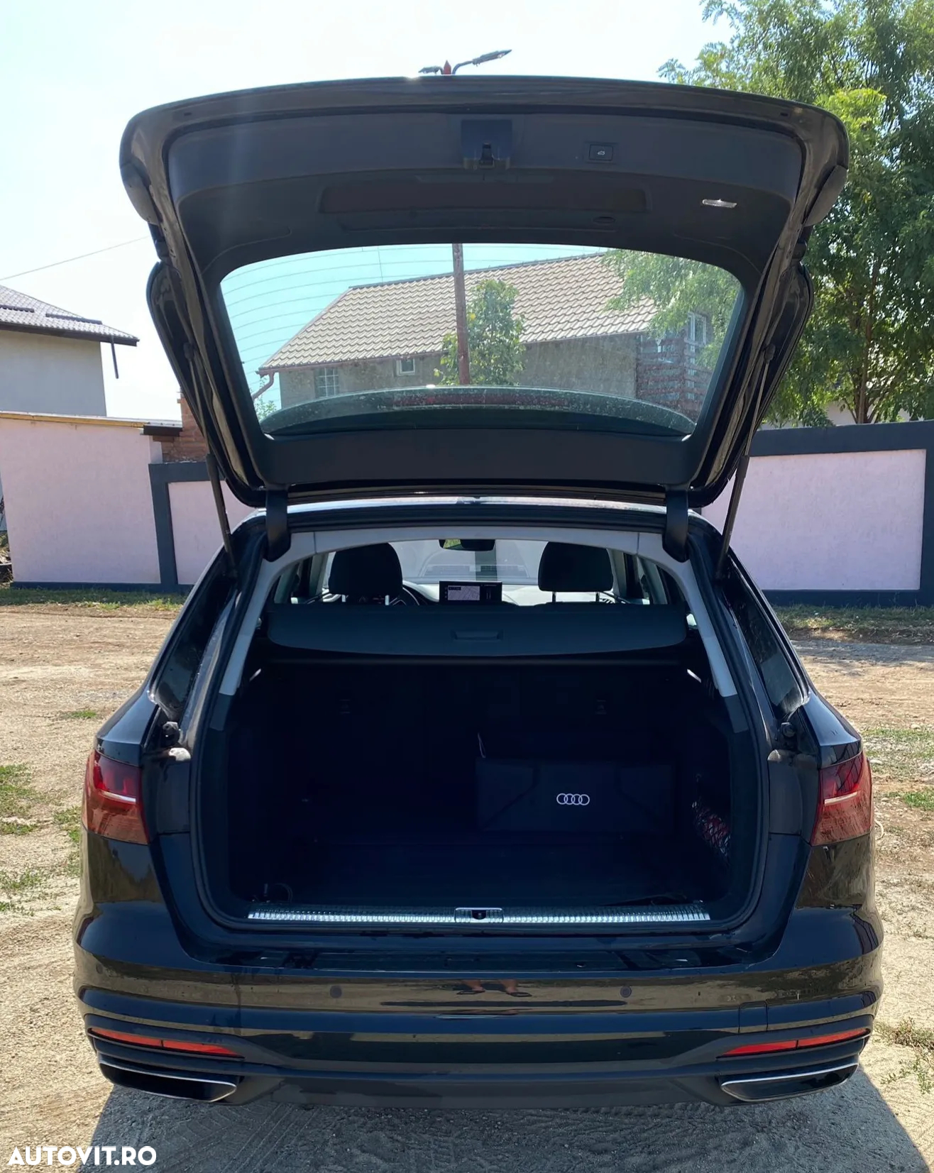 Audi A4 Avant 30 TDI S tronic advanced - 4