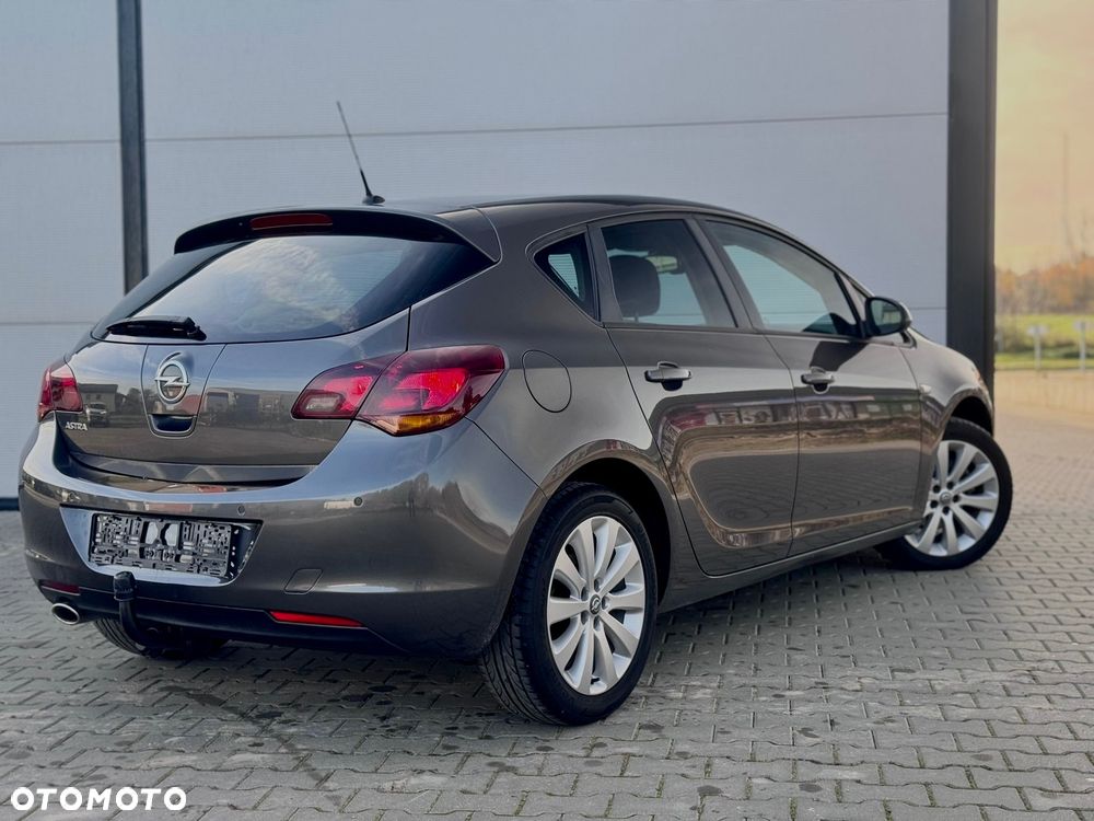 Opel Astra 1.4 Turbo Edition - 4