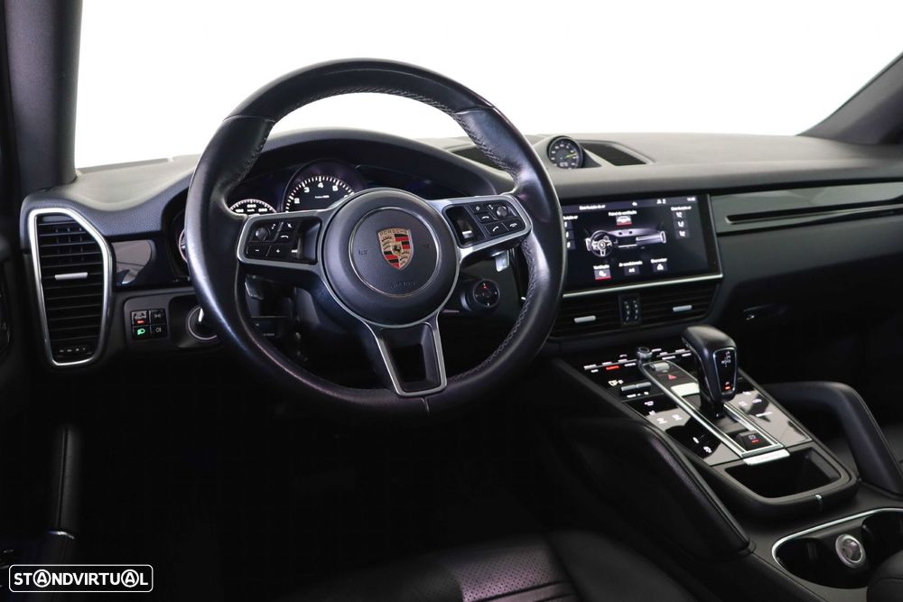 Porsche Cayenne Coupé E-Hybrid - 28