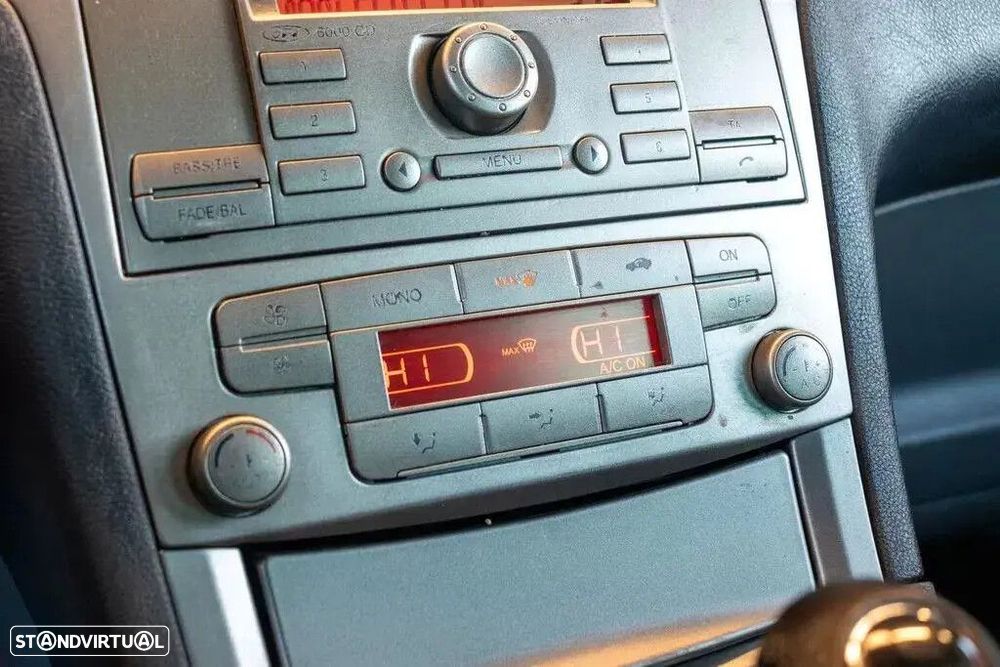 Ford S-Max 1.8 TDCi Titanium 7L - 9