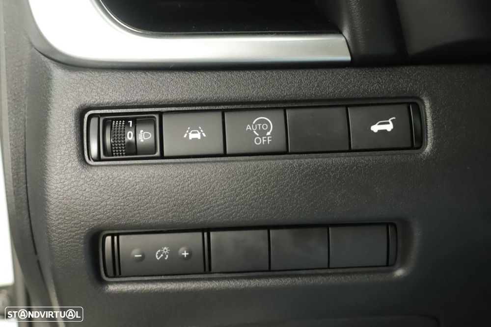 Nissan Qashqai 1.3 DIG-T N-Connecta - 19