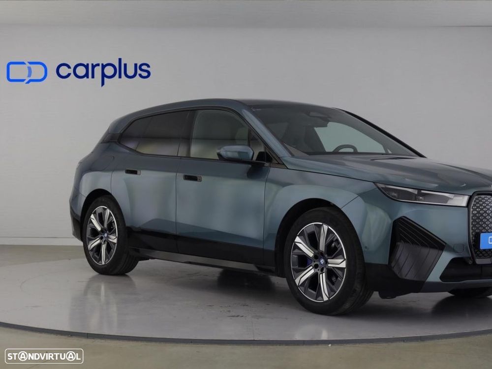 BMW iX xDrive 40 Pack Desportivo - 2