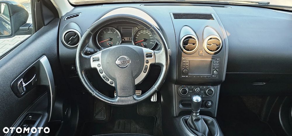 Nissan Qashqai 1.6 dCi 4 x 4 DPF tekna - 27