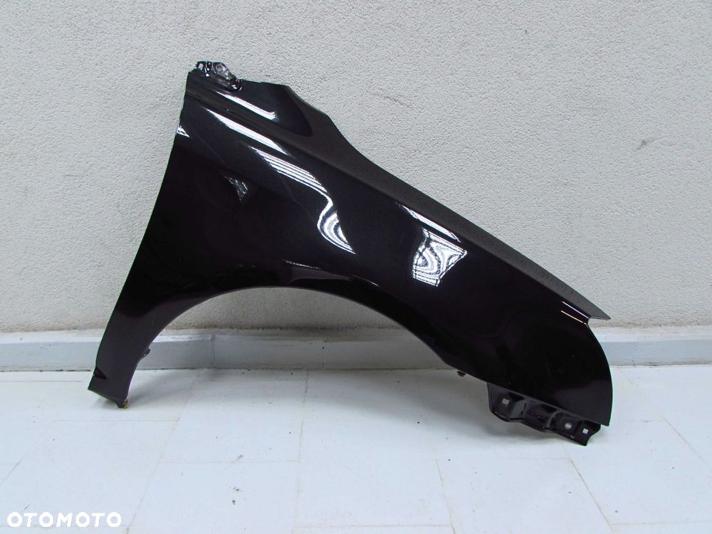 TOYOTA AVENSIS T25 LIFT 06-08 BLOTNIK PRZOD PRAWY 209 - 1