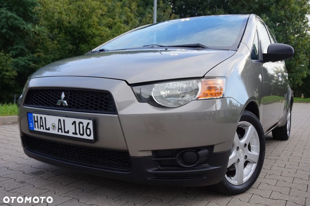 Mitsubishi Colt - 9