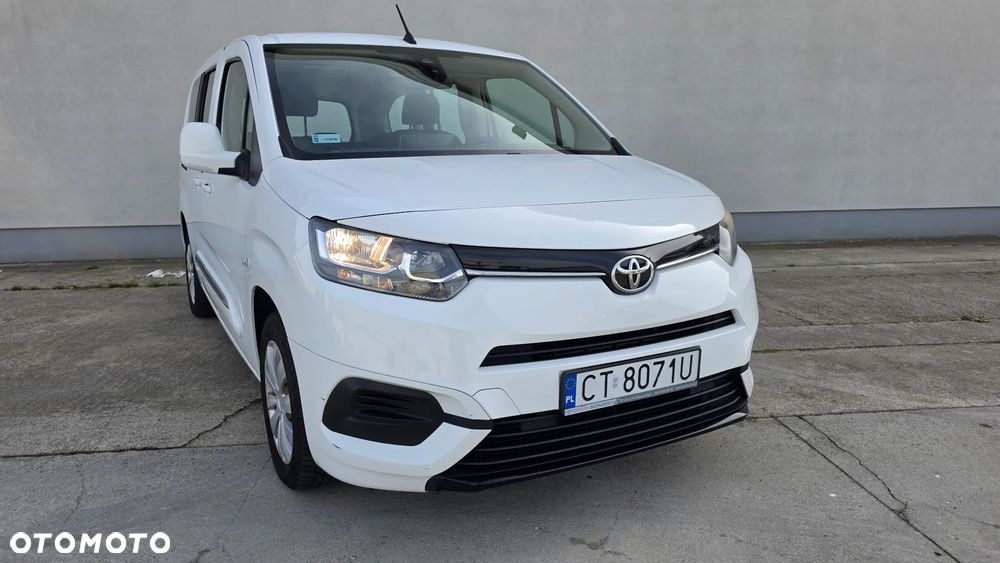 Toyota Proace City Verso Long 1.5 D-4D Business - 5