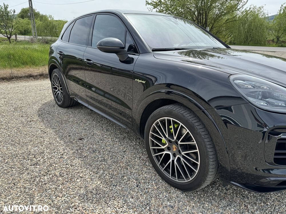 Porsche Cayenne - 9