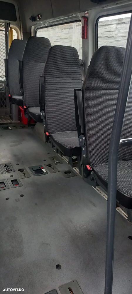 Mercedes-Benz Sprinter - 3