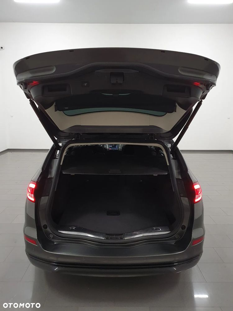 Ford Mondeo 2.0 TDCi Titanium PowerShift - 36