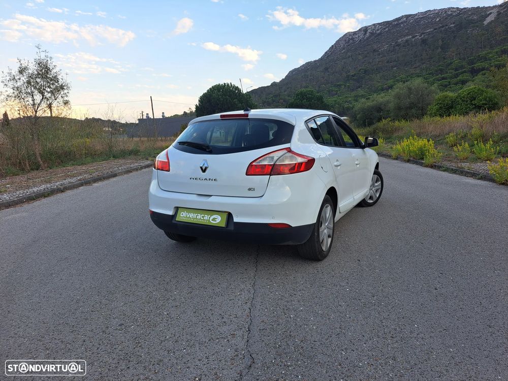Renault Mégane 1.5 dCi Confort - 4
