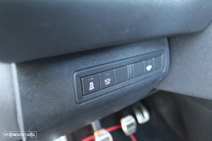 Peugeot 308 1.6 e-THP GT - 26