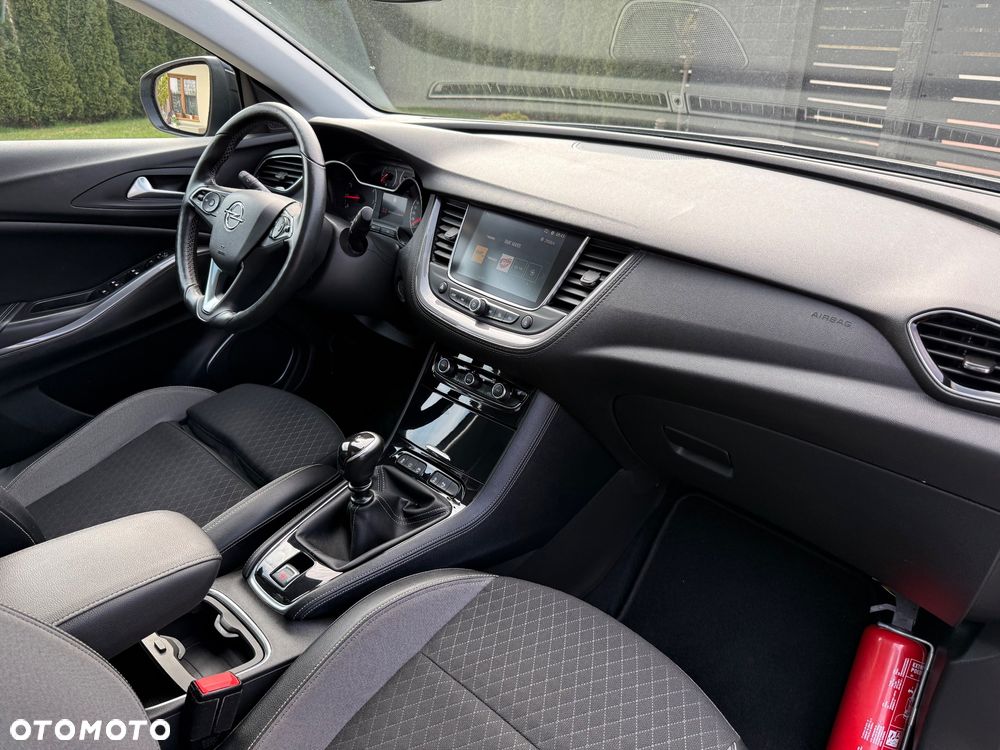 Opel Grandland X 1.2 Start/Stop INNOVATION - 37