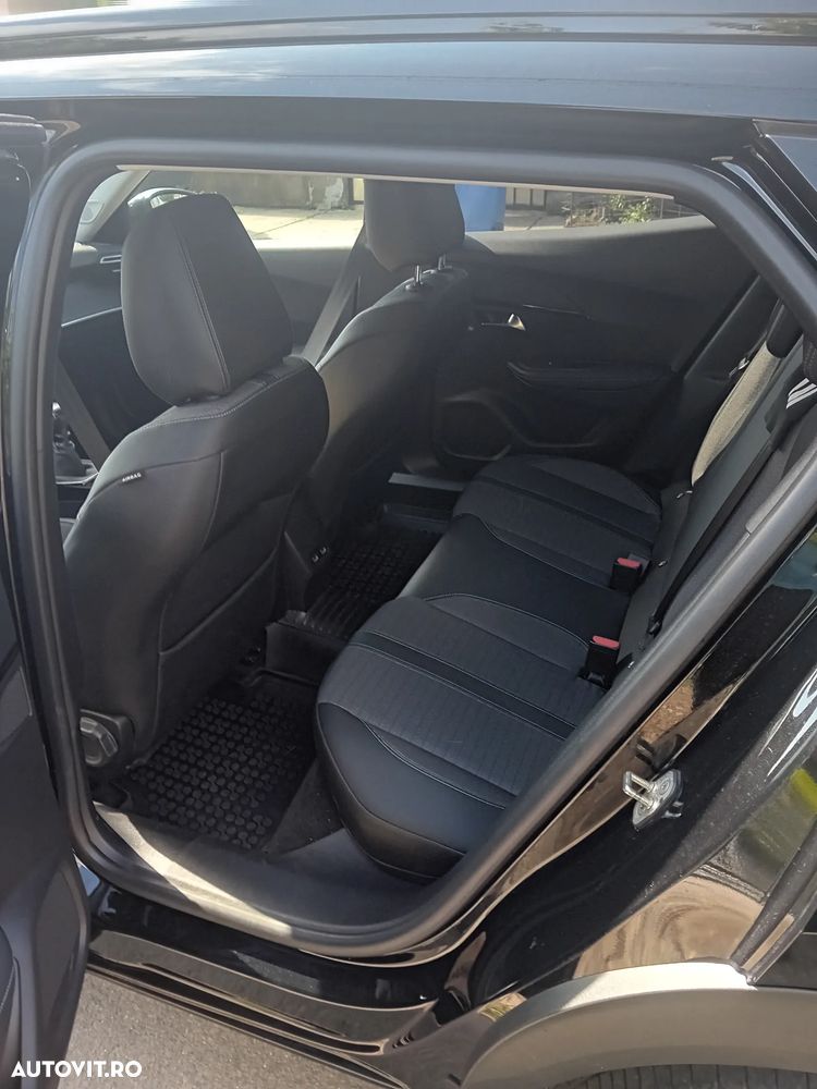 Peugeot 2008 1.2 PureTech Turbo S&S Active - 9