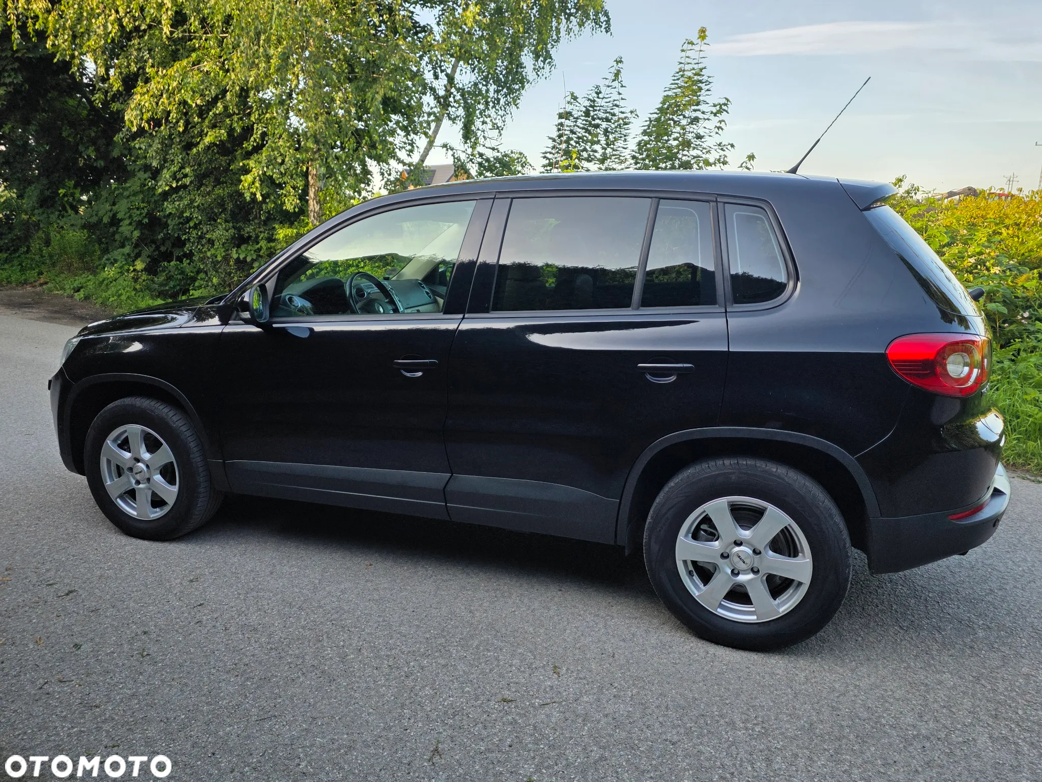 Volkswagen Tiguan - 3