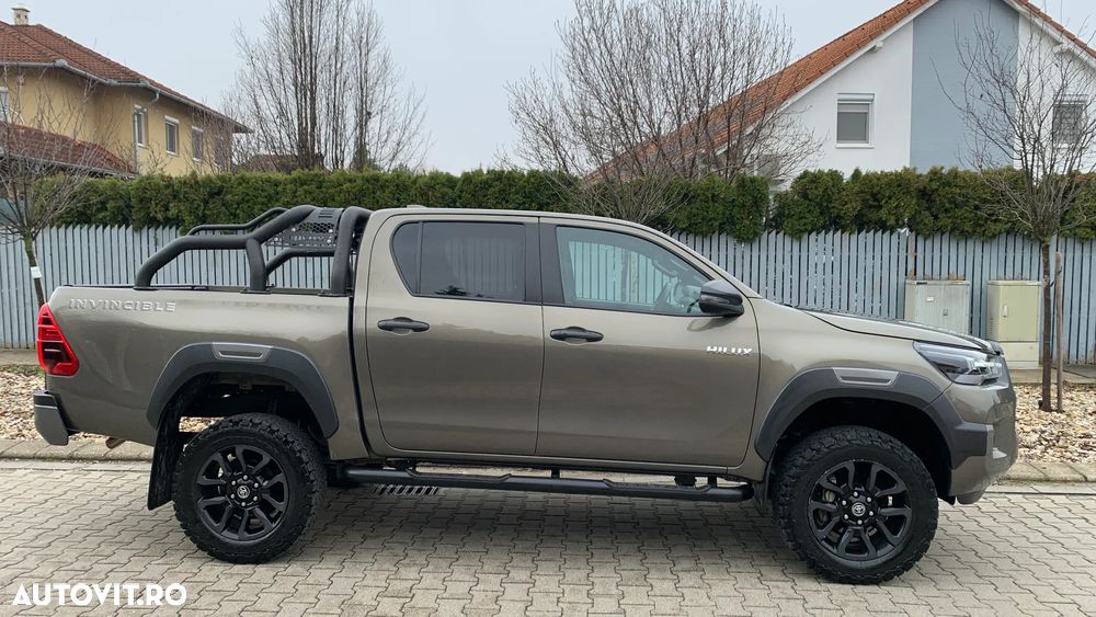 Toyota Hilux 2.8D 204CP 4x4 Double Cab AT Invincible Color Edition - 5