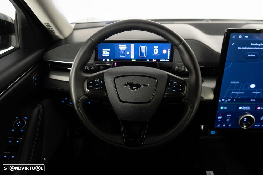 Ford Mustang Mach-E Standard - 28